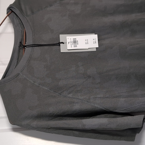 Abercrombie YPB Men's Gray T-Shirt NEW Size M - Picture 1 of 10